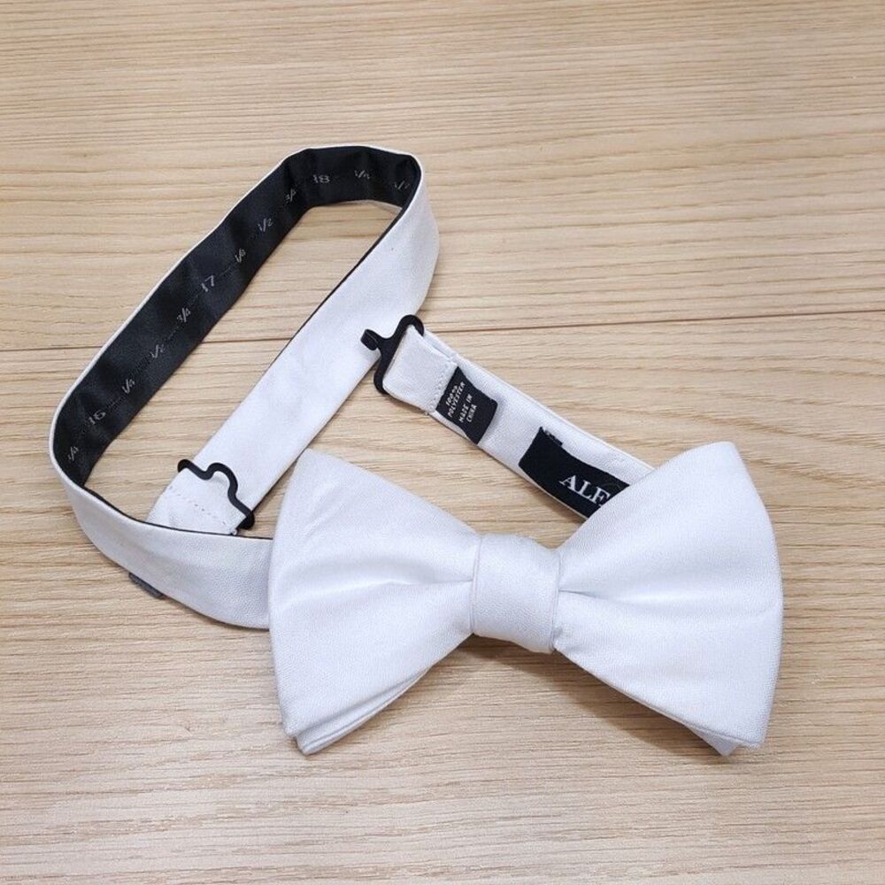 ALFANI Mens Bow Tie Solid White Satin Pre-Tied Bowtie